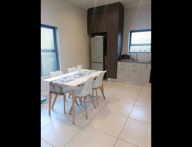 3 BEDROOM HOUSE FOR SALE IN MYRTLEDENE